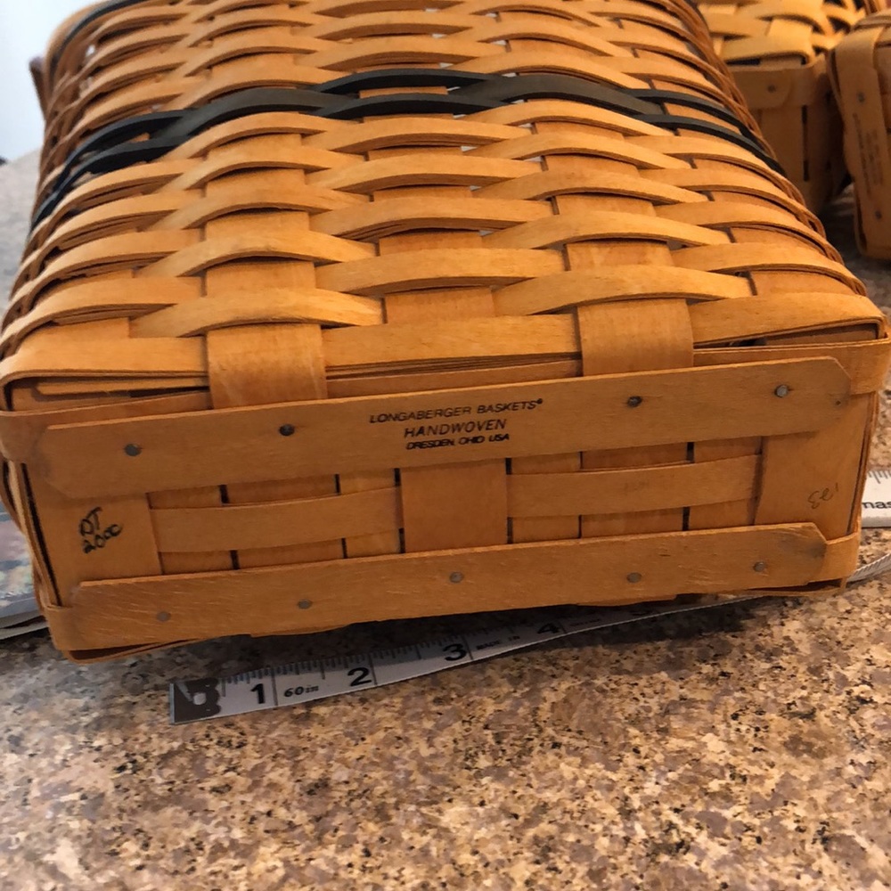 Bundle of 4 Longaberger Baskets Including Collectors Club Membership Basket - Picture 10 of 17
